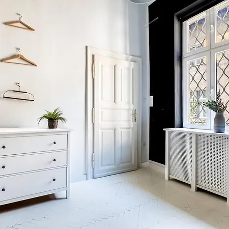 Broadway 2bedroom شقة بودابست