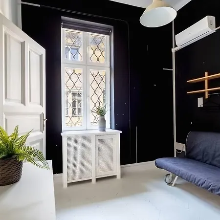 Broadway 2bedroom شقة بودابست